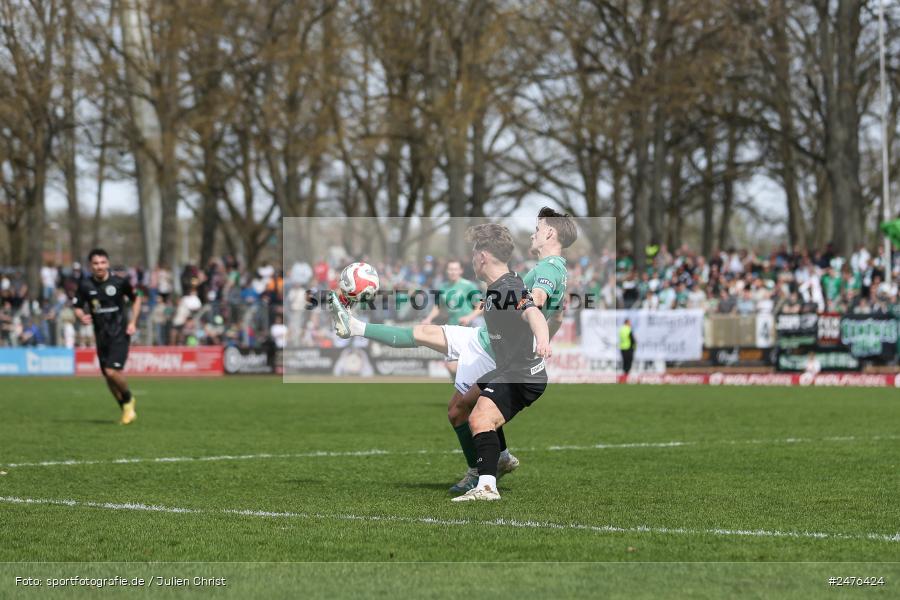 sport, action, SpVgg Ansbach, Schweinfurt, Sachs-Stadion, Regionalliga Bayern, Fussball, BFV, 28. Spieltag, 1. FC Schweinfurt 1905, 05.04.2025 - Bild-ID: 2476424