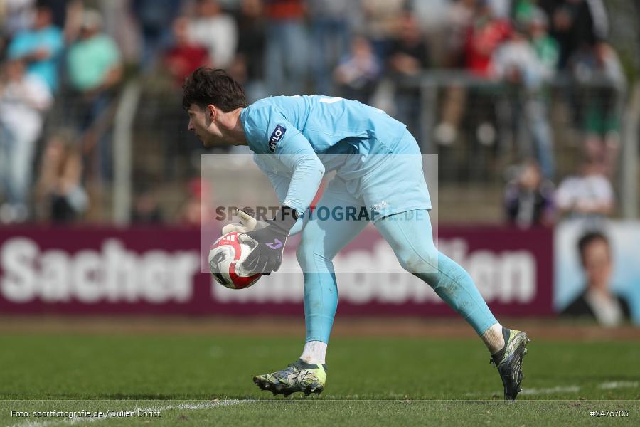 sport, action, SpVgg Ansbach, Schweinfurt, Sachs-Stadion, Regionalliga Bayern, Fussball, BFV, 28. Spieltag, 1. FC Schweinfurt 1905, 05.04.2025 - Bild-ID: 2476703
