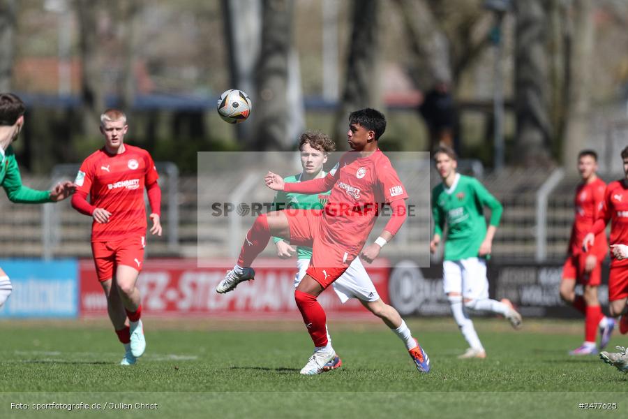 sport, action, Schweinfurt, Sachs Stadion, SV Rot-Weiss Walldorf, RWW, Hauptrunde Liga B Gruppe C, Fussball, FCS, DFB Nachwuchsliga, DFB, 9. Spieltag, 1. FC Schweinfurt 1905, 06.04.2025 - Bild-ID: 2477625