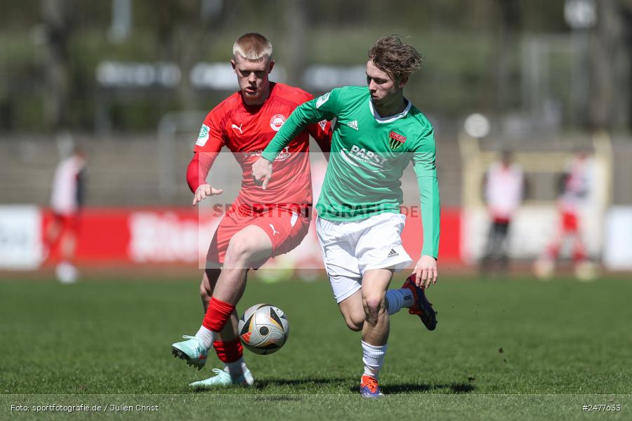 sport, action, Schweinfurt, Sachs Stadion, SV Rot-Weiss Walldorf, RWW, Hauptrunde Liga B Gruppe C, Fussball, FCS, DFB Nachwuchsliga, DFB, 9. Spieltag, 1. FC Schweinfurt 1905, 06.04.2025 - Bild-ID: 2477633