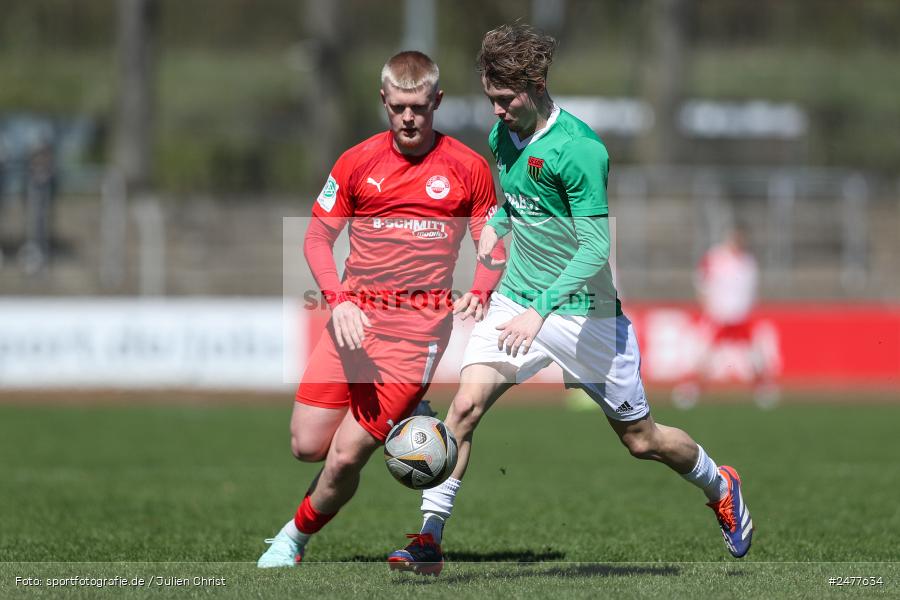 sport, action, Schweinfurt, Sachs Stadion, SV Rot-Weiss Walldorf, RWW, Hauptrunde Liga B Gruppe C, Fussball, FCS, DFB Nachwuchsliga, DFB, 9. Spieltag, 1. FC Schweinfurt 1905, 06.04.2025 - Bild-ID: 2477634