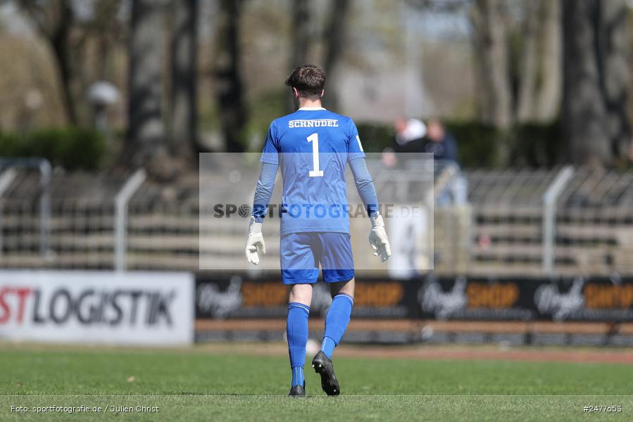 sport, action, Schweinfurt, Sachs Stadion, SV Rot-Weiss Walldorf, RWW, Hauptrunde Liga B Gruppe C, Fussball, FCS, DFB Nachwuchsliga, DFB, 9. Spieltag, 1. FC Schweinfurt 1905, 06.04.2025 - Bild-ID: 2477653