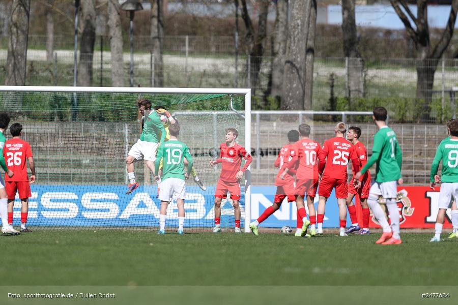 sport, action, Schweinfurt, Sachs Stadion, SV Rot-Weiss Walldorf, RWW, Hauptrunde Liga B Gruppe C, Fussball, FCS, DFB Nachwuchsliga, DFB, 9. Spieltag, 1. FC Schweinfurt 1905, 06.04.2025 - Bild-ID: 2477684