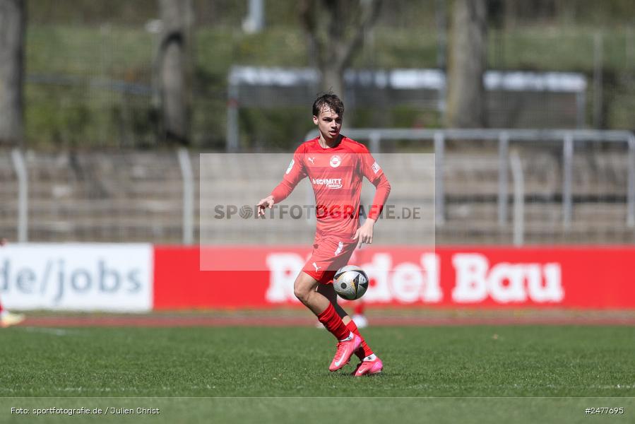 sport, action, Schweinfurt, Sachs Stadion, SV Rot-Weiss Walldorf, RWW, Hauptrunde Liga B Gruppe C, Fussball, FCS, DFB Nachwuchsliga, DFB, 9. Spieltag, 1. FC Schweinfurt 1905, 06.04.2025 - Bild-ID: 2477695