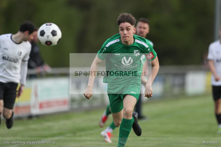 Fundamentum Sportpark, Karlburg, 16.04.2025, sport, action, BFV, Fussball, 25. Spieltag, Kreisliga Würzburg Gr. 2, FVT, TSV, FV Thüngersheim, TSV Karlburg II - Bild-ID: 2478690