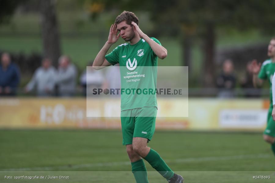 Fundamentum Sportpark, Karlburg, 16.04.2025, sport, action, BFV, Fussball, 25. Spieltag, Kreisliga Würzburg Gr. 2, FVT, TSV, FV Thüngersheim, TSV Karlburg II - Bild-ID: 2478693