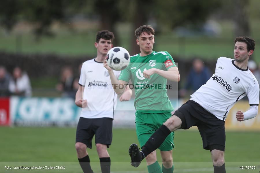 Fundamentum Sportpark, Karlburg, 16.04.2025, sport, action, BFV, Fussball, 25. Spieltag, Kreisliga Würzburg Gr. 2, FVT, TSV, FV Thüngersheim, TSV Karlburg II - Bild-ID: 2478700
