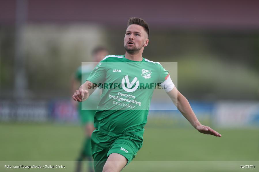 Fundamentum Sportpark, Karlburg, 16.04.2025, sport, action, BFV, Fussball, 25. Spieltag, Kreisliga Würzburg Gr. 2, FVT, TSV, FV Thüngersheim, TSV Karlburg II - Bild-ID: 2478711