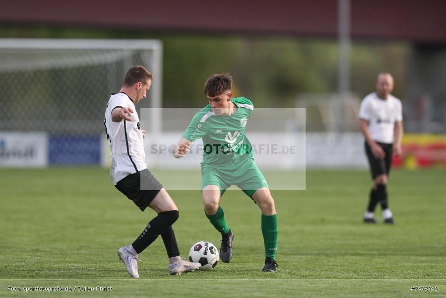 Fundamentum Sportpark, Karlburg, 16.04.2025, sport, action, BFV, Fussball, 25. Spieltag, Kreisliga Würzburg Gr. 2, FVT, TSV, FV Thüngersheim, TSV Karlburg II - Bild-ID: 2478742
