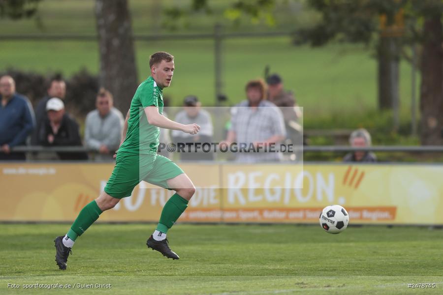 Fundamentum Sportpark, Karlburg, 16.04.2025, sport, action, BFV, Fussball, 25. Spieltag, Kreisliga Würzburg Gr. 2, FVT, TSV, FV Thüngersheim, TSV Karlburg II - Bild-ID: 2478745