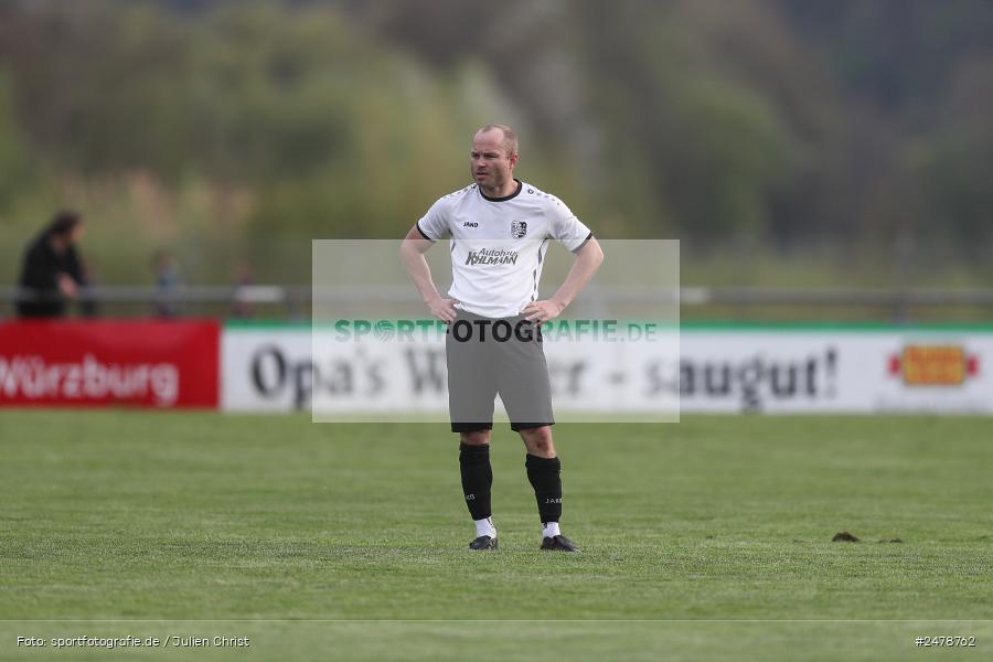 Fundamentum Sportpark, Karlburg, 16.04.2025, sport, action, BFV, Fussball, 25. Spieltag, Kreisliga Würzburg Gr. 2, FVT, TSV, FV Thüngersheim, TSV Karlburg II - Bild-ID: 2478762