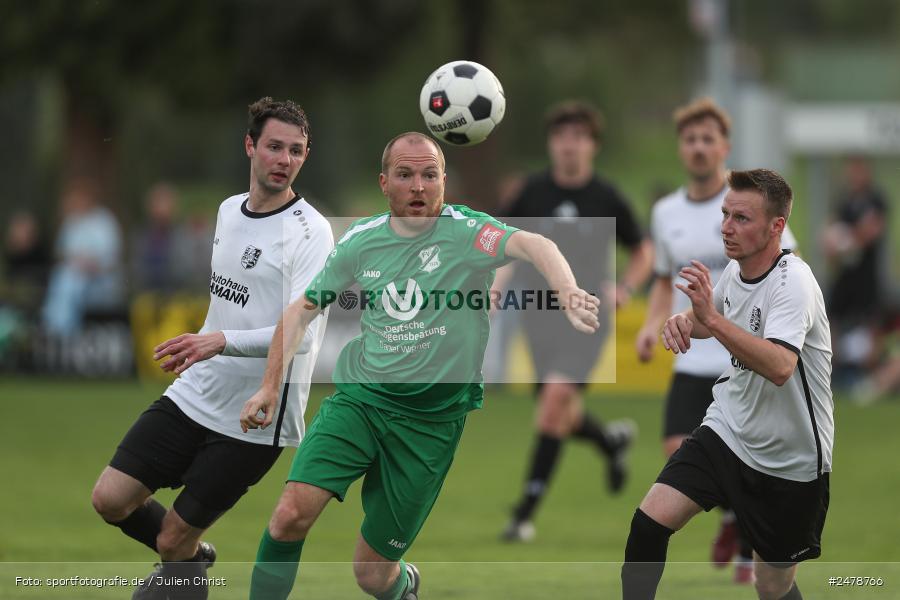 Fundamentum Sportpark, Karlburg, 16.04.2025, sport, action, BFV, Fussball, 25. Spieltag, Kreisliga Würzburg Gr. 2, FVT, TSV, FV Thüngersheim, TSV Karlburg II - Bild-ID: 2478766