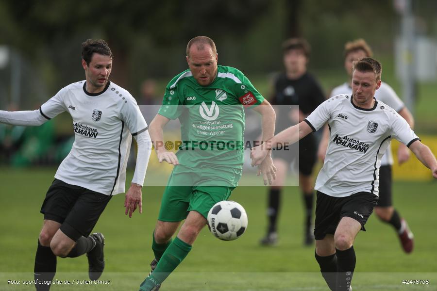 Fundamentum Sportpark, Karlburg, 16.04.2025, sport, action, BFV, Fussball, 25. Spieltag, Kreisliga Würzburg Gr. 2, FVT, TSV, FV Thüngersheim, TSV Karlburg II - Bild-ID: 2478768