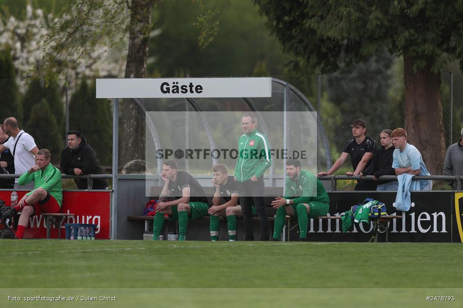 Fundamentum Sportpark, Karlburg, 16.04.2025, sport, action, BFV, Fussball, 25. Spieltag, Kreisliga Würzburg Gr. 2, FVT, TSV, FV Thüngersheim, TSV Karlburg II - Bild-ID: 2478793