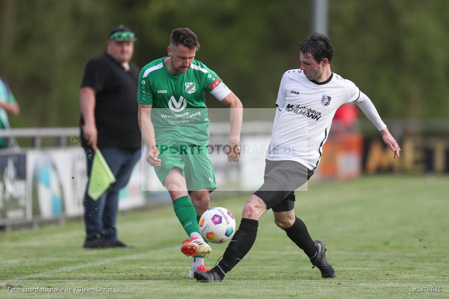 Fundamentum Sportpark, Karlburg, 16.04.2025, sport, action, BFV, Fussball, 25. Spieltag, Kreisliga Würzburg Gr. 2, FVT, TSV, FV Thüngersheim, TSV Karlburg II - Bild-ID: 2478845