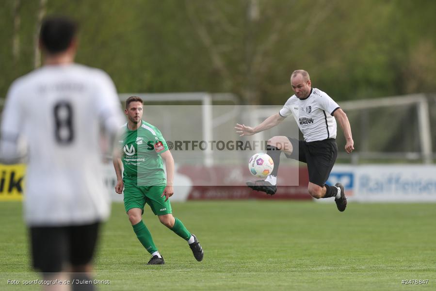 Fundamentum Sportpark, Karlburg, 16.04.2025, sport, action, BFV, Fussball, 25. Spieltag, Kreisliga Würzburg Gr. 2, FVT, TSV, FV Thüngersheim, TSV Karlburg II - Bild-ID: 2478847