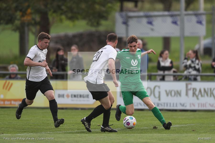 Fundamentum Sportpark, Karlburg, 16.04.2025, sport, action, BFV, Fussball, 25. Spieltag, Kreisliga Würzburg Gr. 2, FVT, TSV, FV Thüngersheim, TSV Karlburg II - Bild-ID: 2478857
