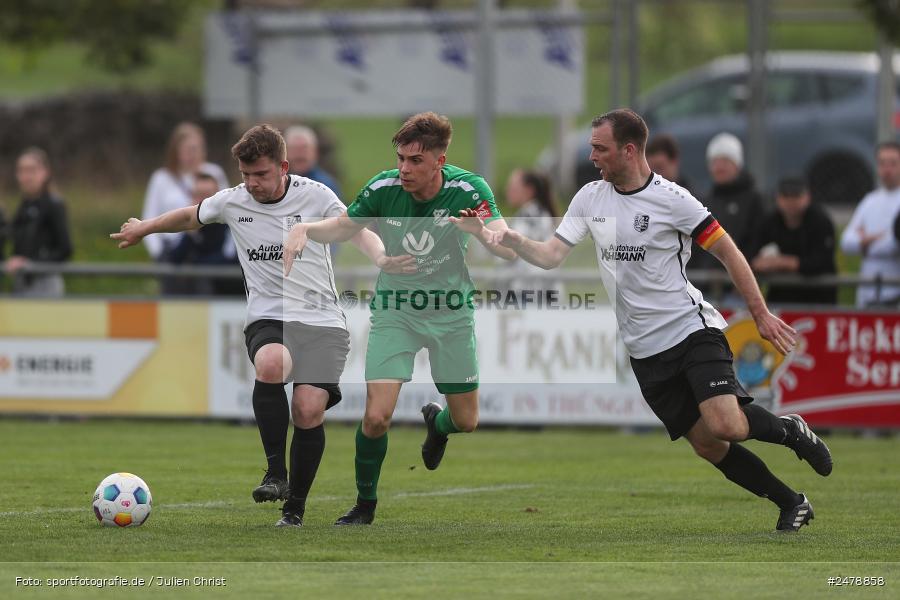 Fundamentum Sportpark, Karlburg, 16.04.2025, sport, action, BFV, Fussball, 25. Spieltag, Kreisliga Würzburg Gr. 2, FVT, TSV, FV Thüngersheim, TSV Karlburg II - Bild-ID: 2478858