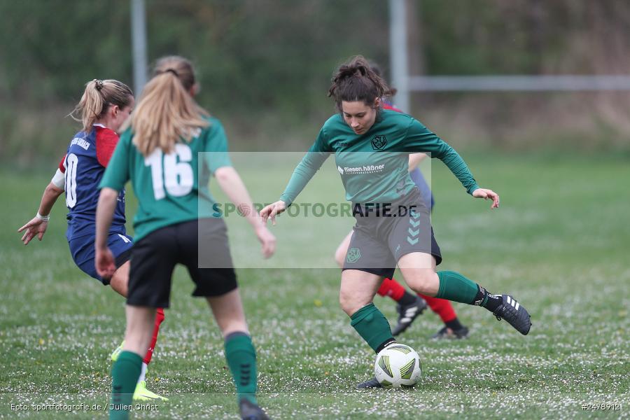 Sportgelände am Uhlberg, Karsbach, 16.04.2025, sport, action, BFV, Frauen Bezirksoberliga, Fussball, 16. Spieltag, SVV, FFC, SV 1928 Veitshöchheim, FFC Adelsberg-Karsbach - Bild-ID: 2478912