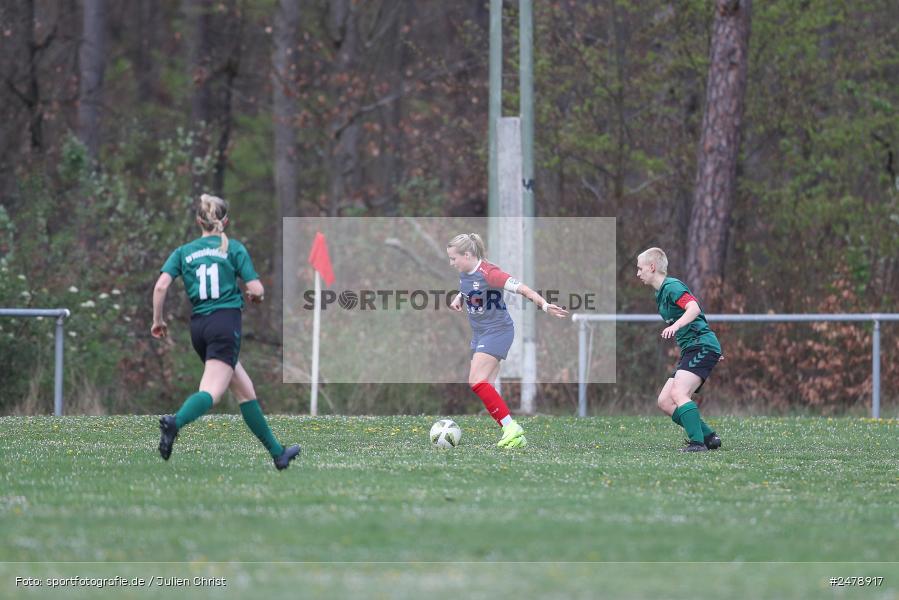 Sportgelände am Uhlberg, Karsbach, 16.04.2025, sport, action, BFV, Frauen Bezirksoberliga, Fussball, 16. Spieltag, SVV, FFC, SV 1928 Veitshöchheim, FFC Adelsberg-Karsbach - Bild-ID: 2478917