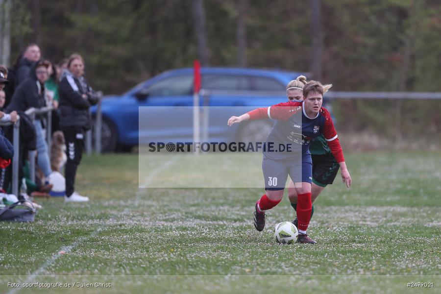 Sportgelände am Uhlberg, Karsbach, 16.04.2025, sport, action, BFV, Frauen Bezirksoberliga, Fussball, 16. Spieltag, SVV, FFC, SV 1928 Veitshöchheim, FFC Adelsberg-Karsbach - Bild-ID: 2479021