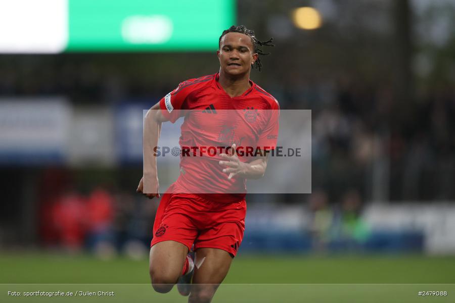 Sachs-Stadion, Schweinfurt, 17.04.2025, sport, action, BFV, Regionalliga Bayern, Fussball, 29. Spieltag, FCB, FCS, FC Bayern München II, 1. FC Schweinfurt 1905 - Bild-ID: 2479088