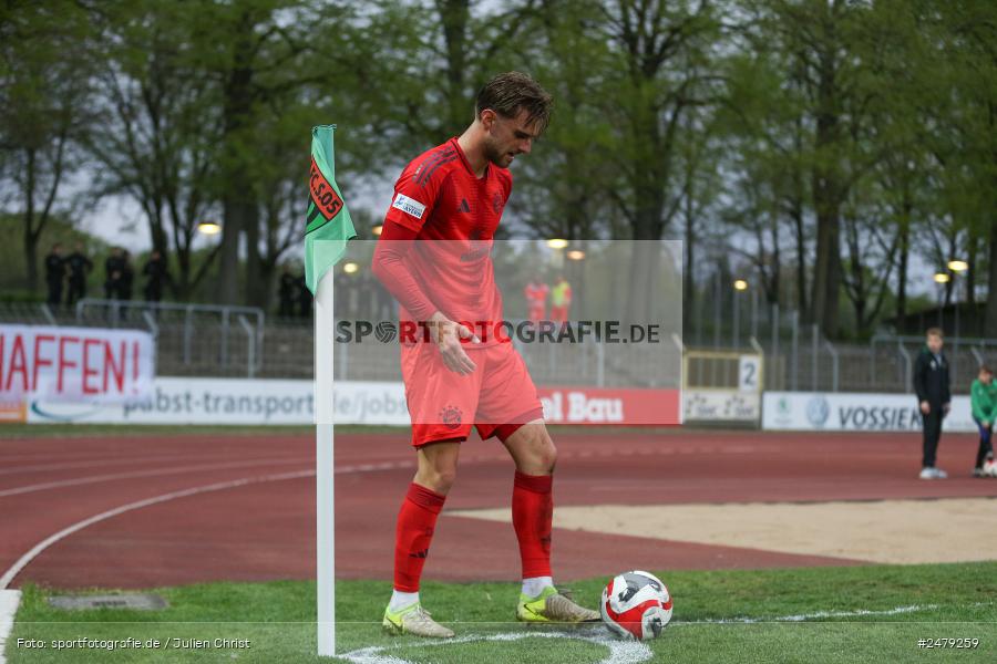 sport, action, Schweinfurt, Sachs-Stadion, Regionalliga Bayern, Fussball, FCS, FCB, FC Bayern München II, BFV, 29. Spieltag, 17.04.2025, 1. FC Schweinfurt 1905 - Bild-ID: 2479259