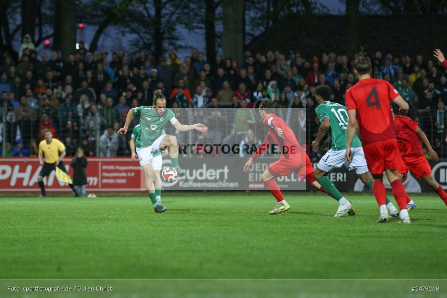 sport, action, Schweinfurt, Sachs-Stadion, Regionalliga Bayern, Fussball, FCS, FCB, FC Bayern München II, BFV, 29. Spieltag, 17.04.2025, 1. FC Schweinfurt 1905 - Bild-ID: 2479268