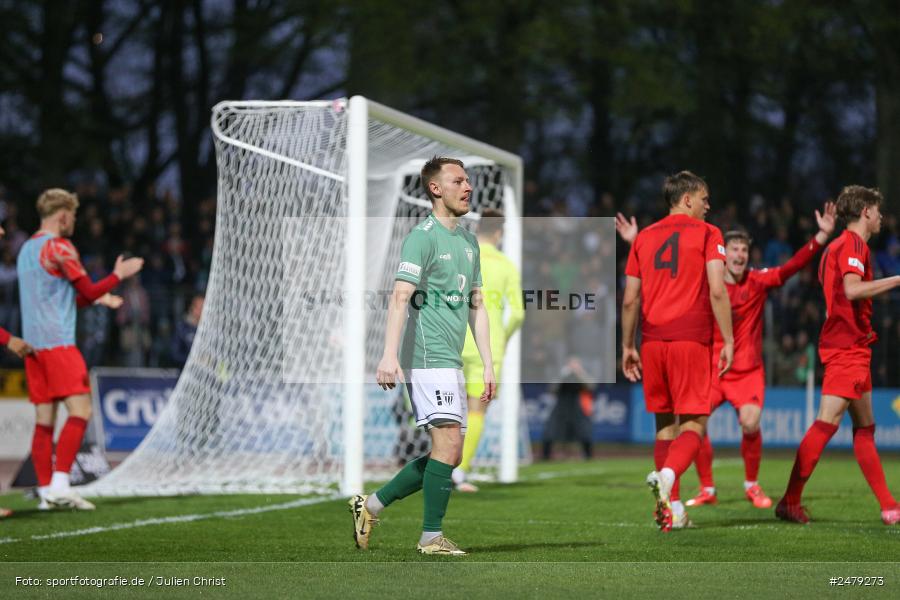 sport, action, Schweinfurt, Sachs-Stadion, Regionalliga Bayern, Fussball, FCS, FCB, FC Bayern München II, BFV, 29. Spieltag, 17.04.2025, 1. FC Schweinfurt 1905 - Bild-ID: 2479273