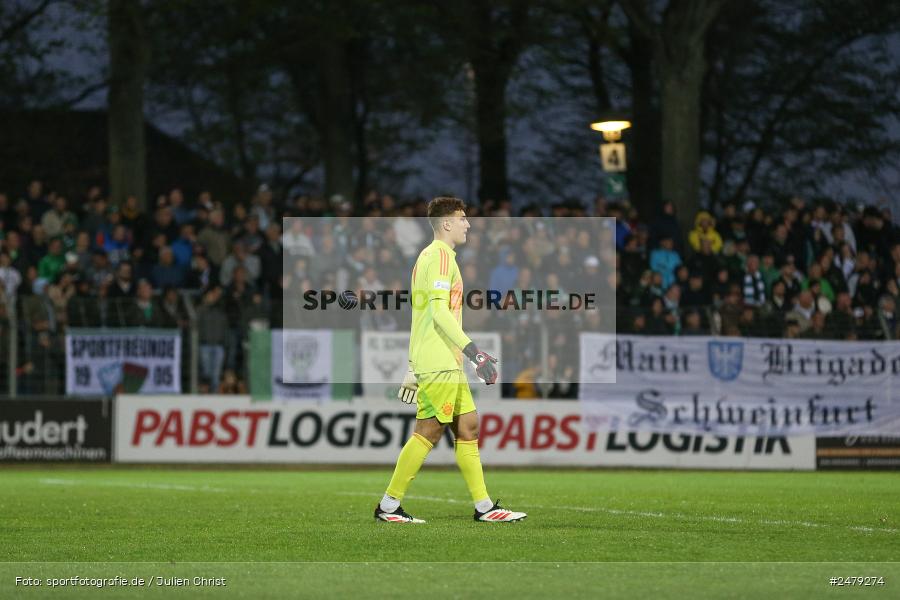 sport, action, Schweinfurt, Sachs-Stadion, Regionalliga Bayern, Fussball, FCS, FCB, FC Bayern München II, BFV, 29. Spieltag, 17.04.2025, 1. FC Schweinfurt 1905 - Bild-ID: 2479274