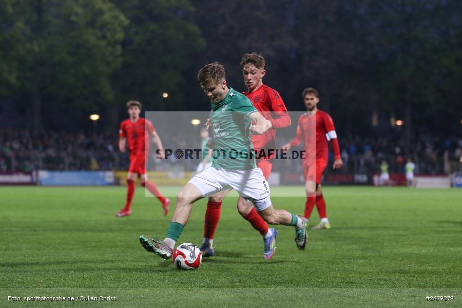 sport, action, Schweinfurt, Sachs-Stadion, Regionalliga Bayern, Fussball, FCS, FCB, FC Bayern München II, BFV, 29. Spieltag, 17.04.2025, 1. FC Schweinfurt 1905 - Bild-ID: 2479279