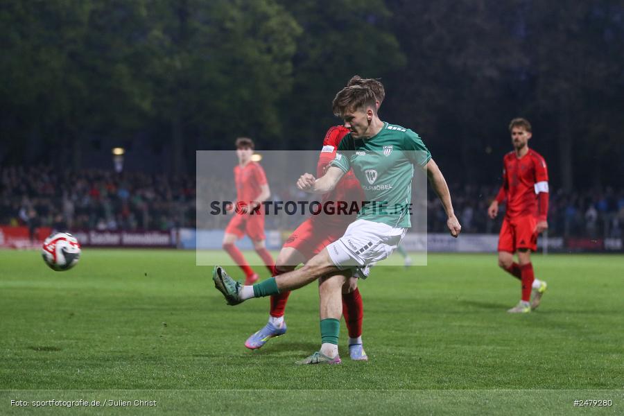 sport, action, Schweinfurt, Sachs-Stadion, Regionalliga Bayern, Fussball, FCS, FCB, FC Bayern München II, BFV, 29. Spieltag, 17.04.2025, 1. FC Schweinfurt 1905 - Bild-ID: 2479280
