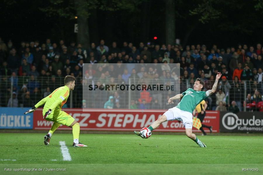 sport, action, Schweinfurt, Sachs-Stadion, Regionalliga Bayern, Fussball, FCS, FCB, FC Bayern München II, BFV, 29. Spieltag, 17.04.2025, 1. FC Schweinfurt 1905 - Bild-ID: 2479290