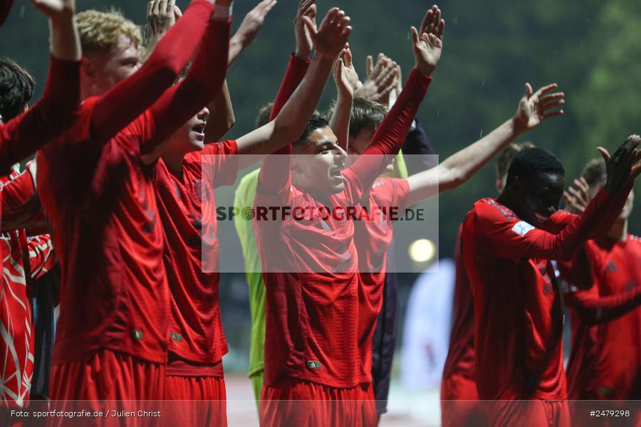 sport, action, Schweinfurt, Sachs-Stadion, Regionalliga Bayern, Fussball, FCS, FCB, FC Bayern München II, BFV, 29. Spieltag, 17.04.2025, 1. FC Schweinfurt 1905 - Bild-ID: 2479298