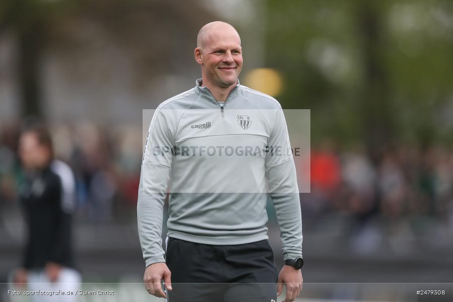 sport, action, Schweinfurt, Sachs-Stadion, Regionalliga Bayern, Fussball, FCS, FCB, FC Bayern München II, BFV, 29. Spieltag, 17.04.2025, 1. FC Schweinfurt 1905 - Bild-ID: 2479308