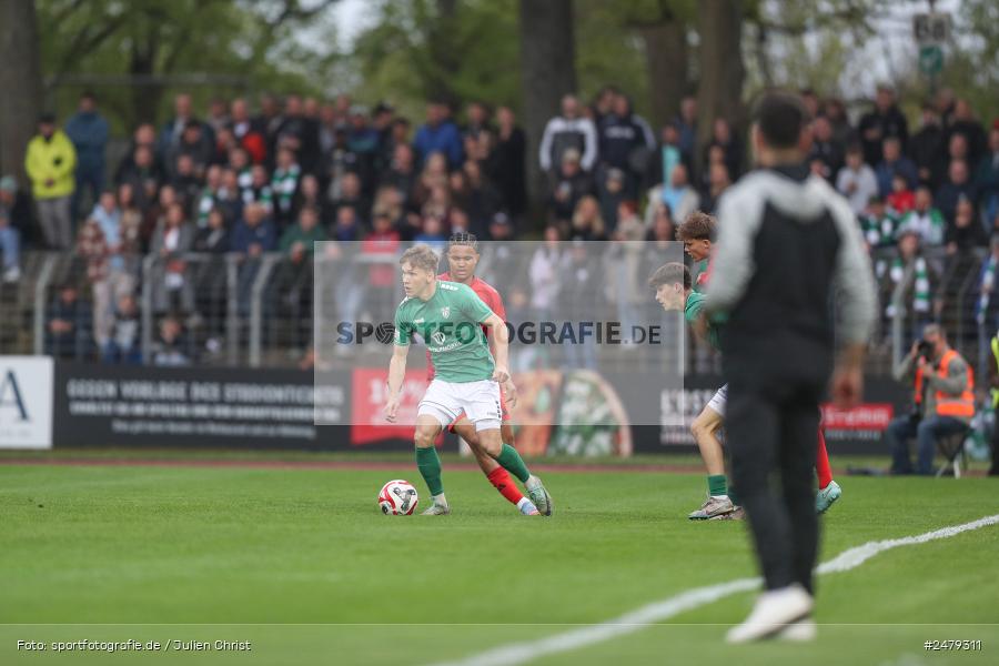 sport, action, Schweinfurt, Sachs-Stadion, Regionalliga Bayern, Fussball, FCS, FCB, FC Bayern München II, BFV, 29. Spieltag, 17.04.2025, 1. FC Schweinfurt 1905 - Bild-ID: 2479311