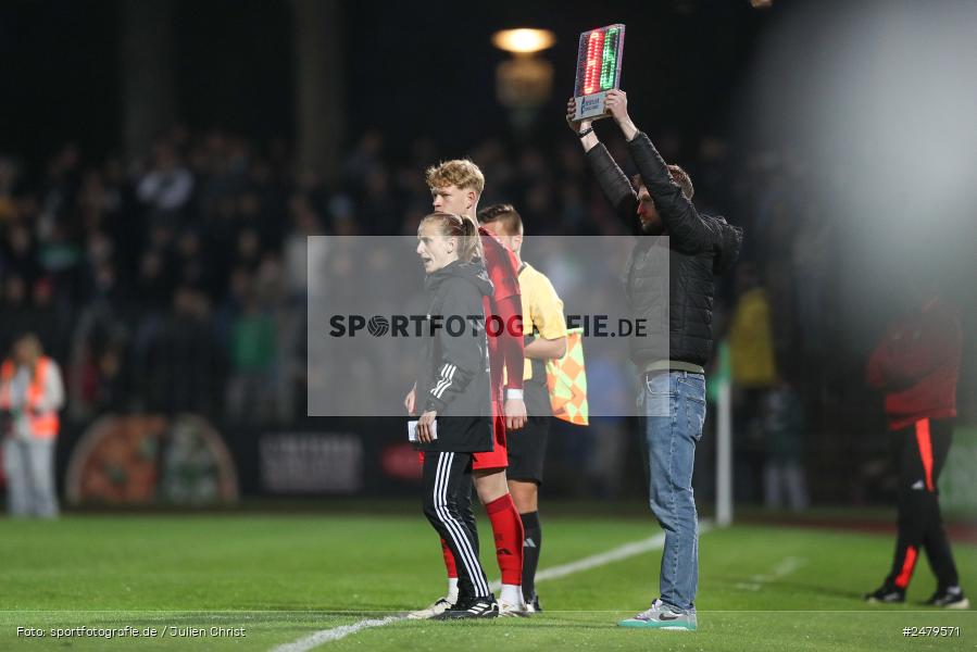 sport, action, Schweinfurt, Sachs-Stadion, Regionalliga Bayern, Fussball, FCS, FCB, FC Bayern München II, BFV, 29. Spieltag, 17.04.2025, 1. FC Schweinfurt 1905 - Bild-ID: 2479571