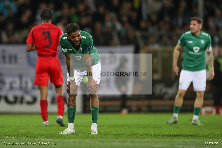 sport, action, Schweinfurt, Sachs-Stadion, Regionalliga Bayern, Fussball, FCS, FCB, FC Bayern München II, BFV, 29. Spieltag, 17.04.2025, 1. FC Schweinfurt 1905 - Bild-ID: 2479631