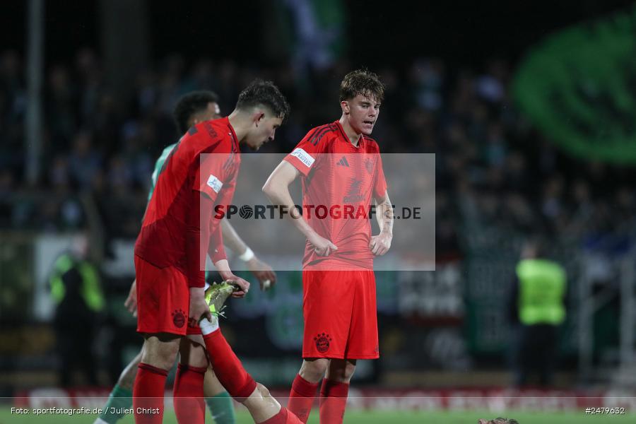 sport, action, Schweinfurt, Sachs-Stadion, Regionalliga Bayern, Fussball, FCS, FCB, FC Bayern München II, BFV, 29. Spieltag, 17.04.2025, 1. FC Schweinfurt 1905 - Bild-ID: 2479632