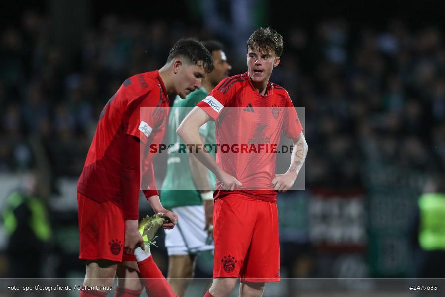 sport, action, Schweinfurt, Sachs-Stadion, Regionalliga Bayern, Fussball, FCS, FCB, FC Bayern München II, BFV, 29. Spieltag, 17.04.2025, 1. FC Schweinfurt 1905 - Bild-ID: 2479633