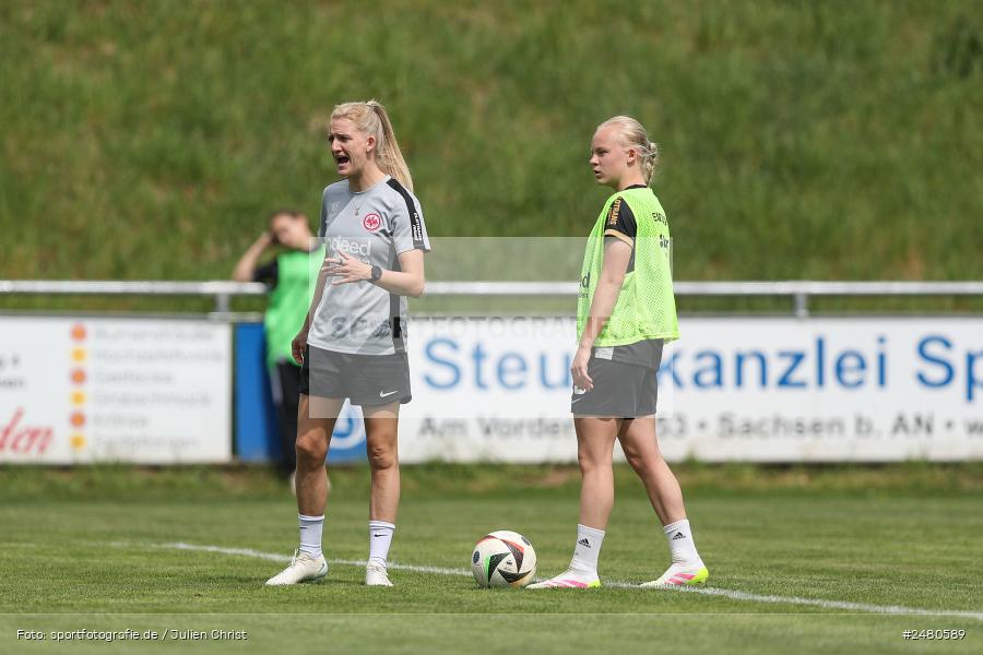 sport, action, Sportanlage Erlbachweg 9, Sachsen b. Ansbach, SVW, SV 67 Weinberg, SGE, Eintracht Frankfurt II, DFB, 22. Spieltag, 20.04.2025, 2. Frauen-Bundesliga - Bild-ID: 2480589 sport, action, Sportanlage Erlbachweg 9, Sachsen b. Ansbach, SVW, SV 67 Weinberg, SGE, Eintracht Frankfurt II, DFB, 22. Spieltag, 20.04.2025, 2. Frauen-Bundesliga - Bild-ID: 2480589