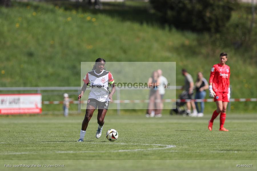sport, action, Sportanlage Erlbachweg 9, Sachsen b. Ansbach, SVW, SV 67 Weinberg, SGE, Eintracht Frankfurt II, DFB, 22. Spieltag, 20.04.2025, 2. Frauen-Bundesliga - Bild-ID: 2480627