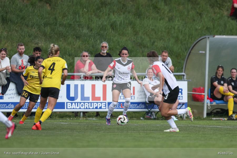 sport, action, Sportanlage Erlbachweg 9, Sachsen b. Ansbach, SVW, SV 67 Weinberg, SGE, Eintracht Frankfurt II, DFB, 22. Spieltag, 20.04.2025, 2. Frauen-Bundesliga - Bild-ID: 2480706