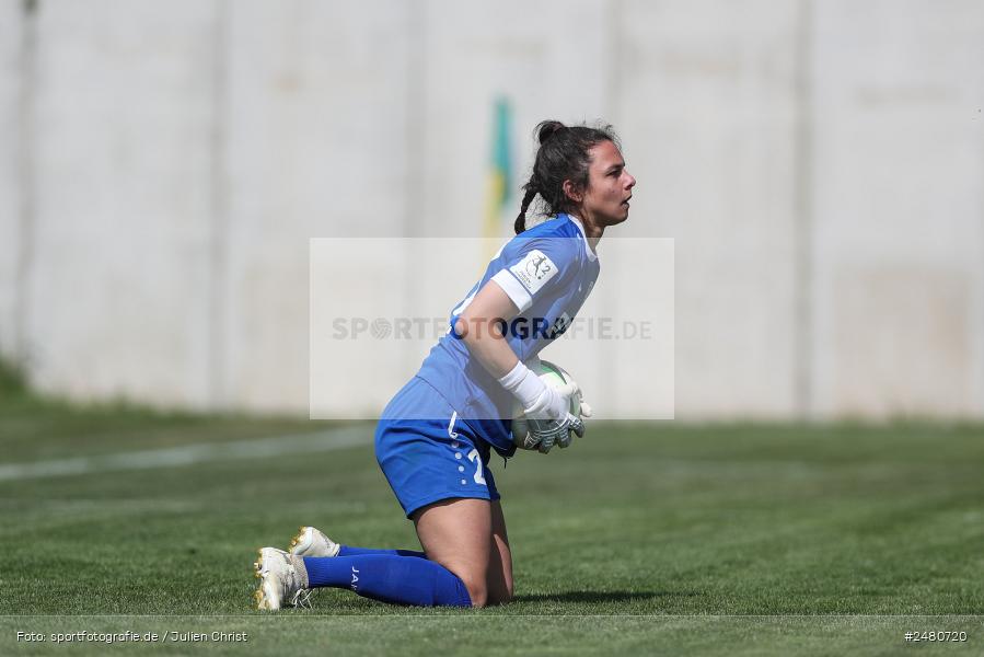 sport, action, Sportanlage Erlbachweg 9, Sachsen b. Ansbach, SVW, SV 67 Weinberg, SGE, Eintracht Frankfurt II, DFB, 22. Spieltag, 20.04.2025, 2. Frauen-Bundesliga - Bild-ID: 2480720