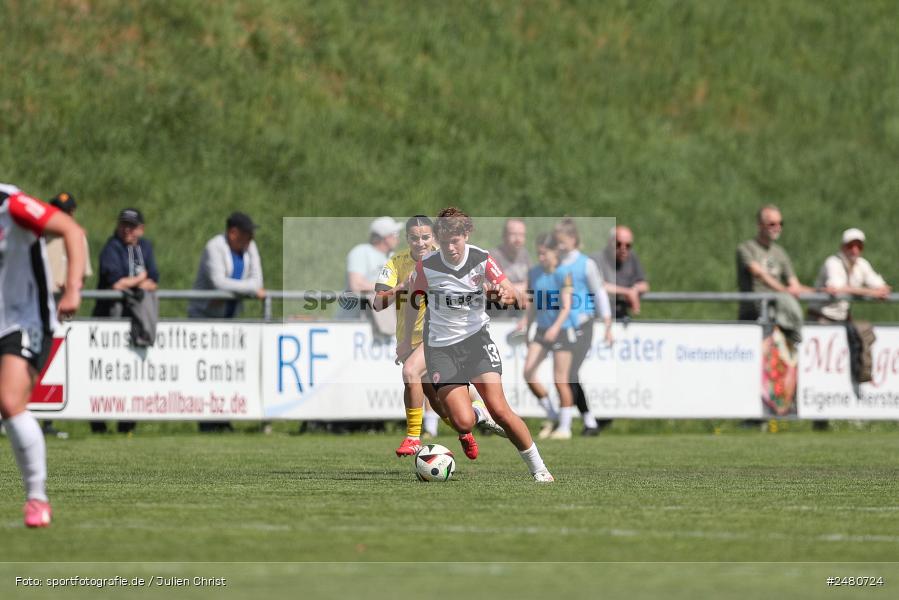 sport, action, Sportanlage Erlbachweg 9, Sachsen b. Ansbach, SVW, SV 67 Weinberg, SGE, Eintracht Frankfurt II, DFB, 22. Spieltag, 20.04.2025, 2. Frauen-Bundesliga - Bild-ID: 2480724 sport, action, Sportanlage Erlbachweg 9, Sachsen b. Ansbach, SVW, SV 67 Weinberg, SGE, Eintracht Frankfurt II, DFB, 22. Spieltag, 20.04.2025, 2. Frauen-Bundesliga - Bild-ID: 2480724