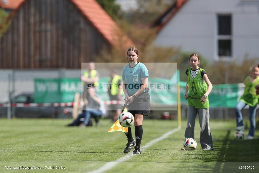 sport, action, Sportanlage Erlbachweg 9, Sachsen b. Ansbach, SVW, SV 67 Weinberg, SGE, Eintracht Frankfurt II, DFB, 22. Spieltag, 20.04.2025, 2. Frauen-Bundesliga - Bild-ID: 2480765 sport, action, Sportanlage Erlbachweg 9, Sachsen b. Ansbach, SVW, SV 67 Weinberg, SGE, Eintracht Frankfurt II, DFB, 22. Spieltag, 20.04.2025, 2. Frauen-Bundesliga - Bild-ID: 2480765
