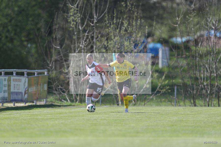 sport, action, Sportanlage Erlbachweg 9, Sachsen b. Ansbach, SVW, SV 67 Weinberg, SGE, Eintracht Frankfurt II, DFB, 22. Spieltag, 20.04.2025, 2. Frauen-Bundesliga - Bild-ID: 2481039