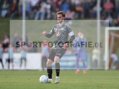 Fotos von TSV Aubstadt - FC Bayern München II auf sportfotografie.de