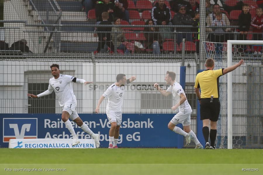 Stadion am Schönbusch, Aschaffenburg, 25.04.2025, sport, action, Fussball, BFV, 31. Spieltag, Regionalliga Bayern, FCS, SVA, 1. FC Schweinfurt 1905, SV Viktoria Aschaffenburg - Bild-ID: 2482290