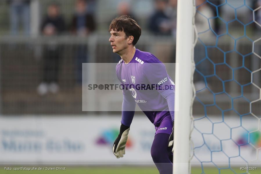 Stadion am Schönbusch, Aschaffenburg, 25.04.2025, sport, action, Fussball, BFV, 31. Spieltag, Regionalliga Bayern, FCS, SVA, 1. FC Schweinfurt 1905, SV Viktoria Aschaffenburg - Bild-ID: 2482307